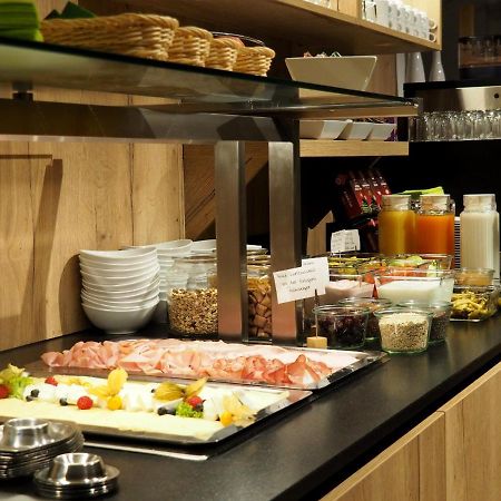 Gasthof Hotel Esterer โรเซินไฮม์ ภายนอก รูปภาพ