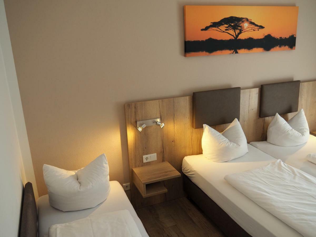 Gasthof Hotel Esterer โรเซินไฮม์ ภายนอก รูปภาพ